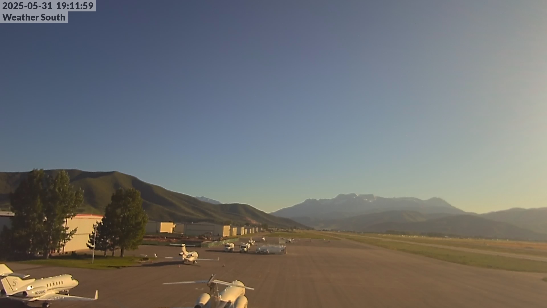 Weather South View, Real Time Airport Camera