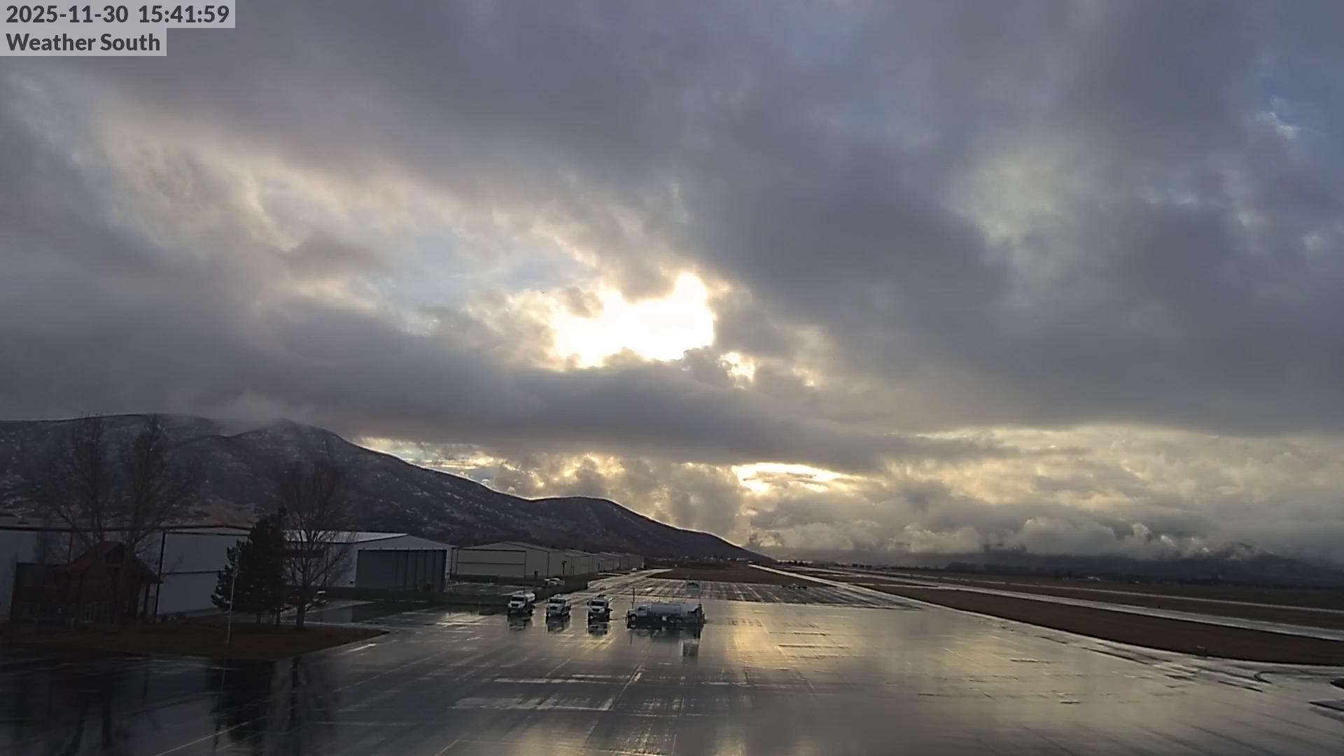 Weather South View, Real Time Airport Camera